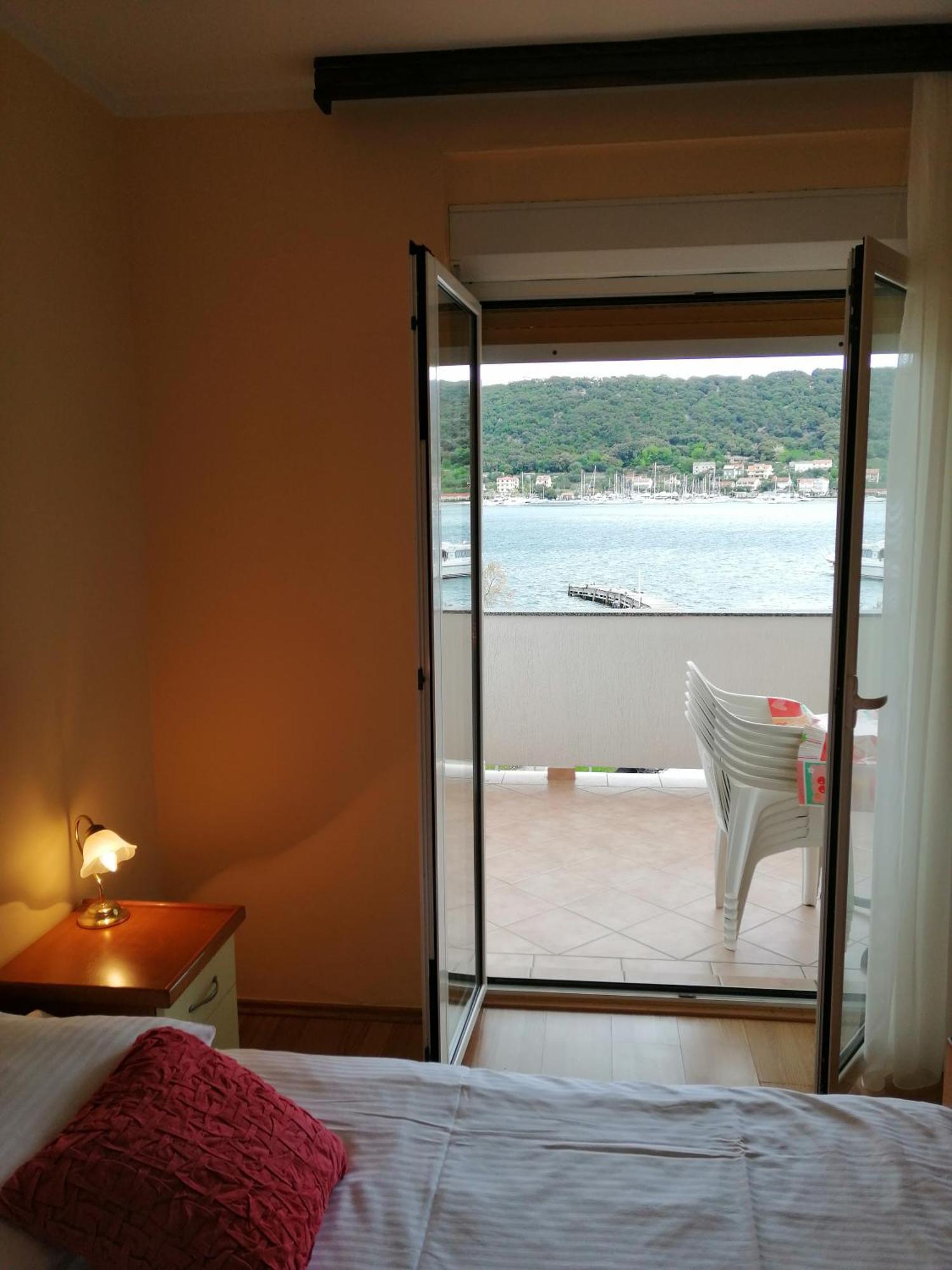 Appartement Tomulic Jasna I Miljenko à Supetarska Draga Extérieur photo