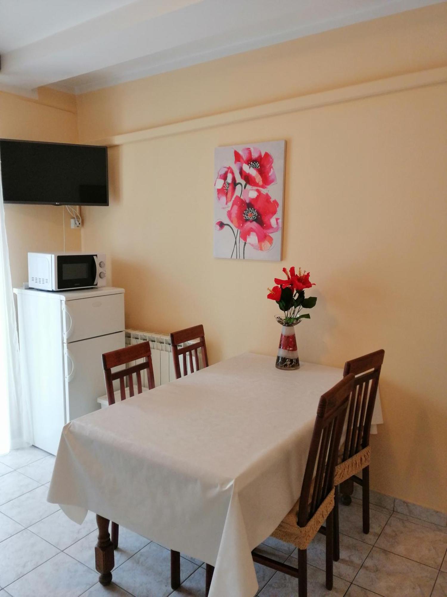 Appartement Tomulic Jasna I Miljenko à Supetarska Draga Extérieur photo